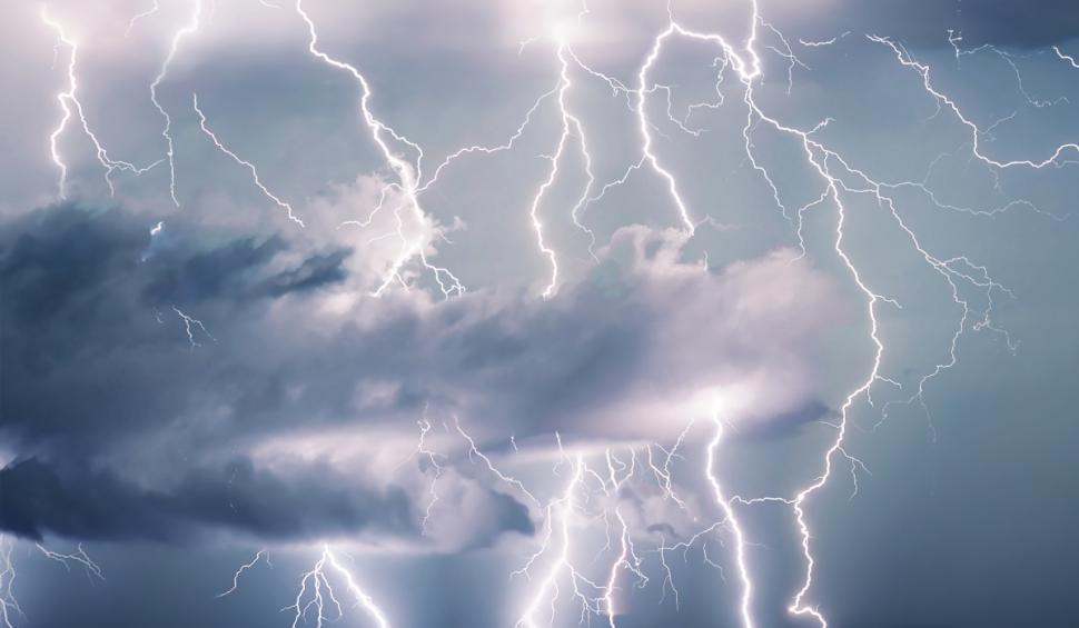 Avertizare meteorologică de averse torențiale în Iași! S-a emis Cod Portocaliu