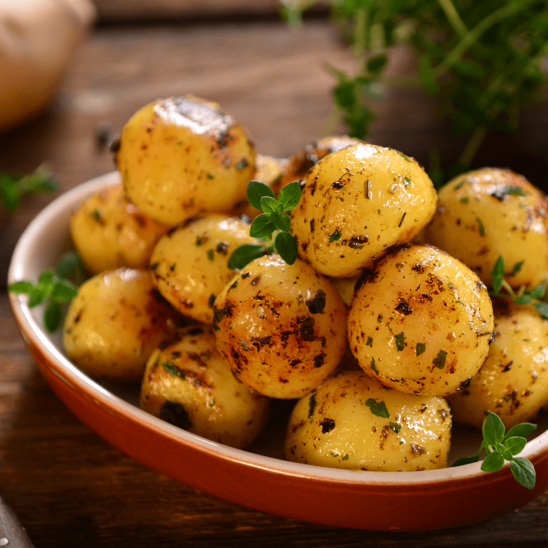 Cei mai buni cartofi înăbușiți cu usturoi! Secretul pentru a avea un gust intens și aromat!