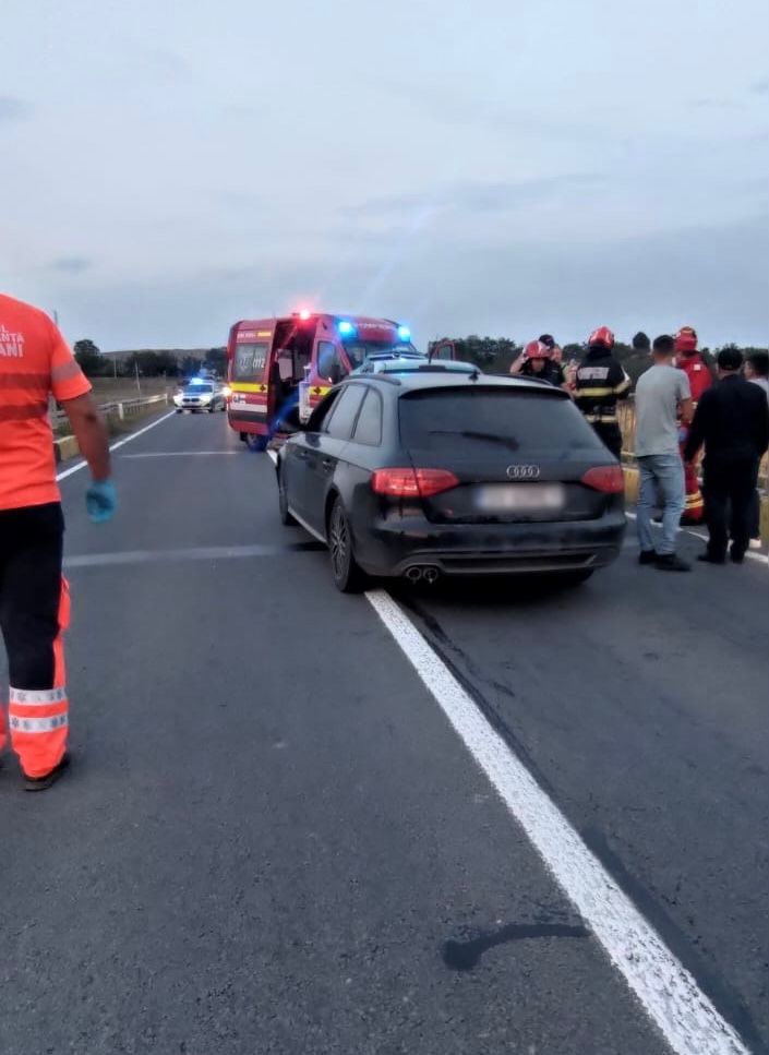 Accident rutier în Botoșani. Trei persoane rănite într-un carambol pe DN29