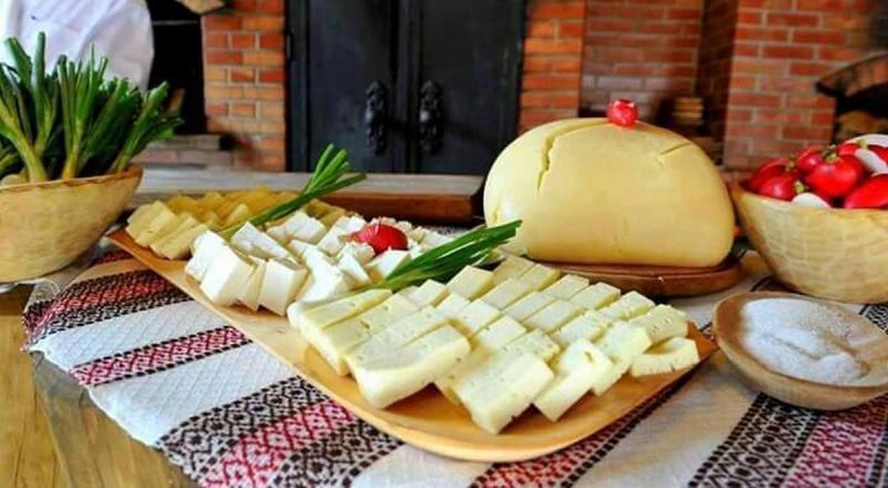 Brânza de oaie – sursă valoroasă de nutrienți și beneficii pentru sănătate