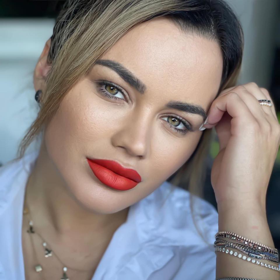 Carmen de la Sălciua, primele declarații după ce a fost țepuită! Vedeta și-a învățat lecția, după ce a vrut să facă un bine