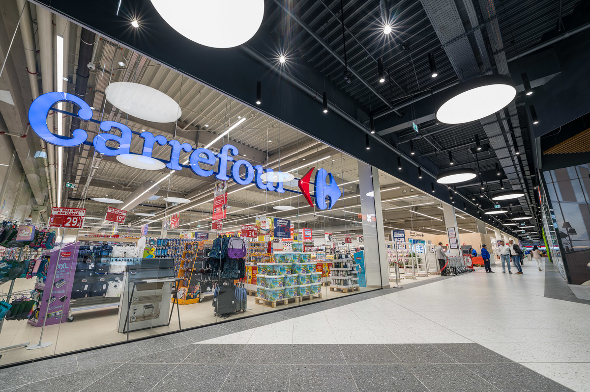 Cât câștigă un angajat la Carrefour România? Salariile sunt neașteptate 