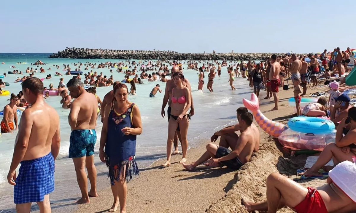 Te poți caza cu 72 lei pe noapte, pe litoralul românesc. Unde sunt acest prețuri