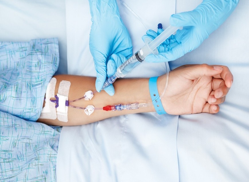 Cine a inventat branula și cine a fost inventatorul seringii? Istoria fascinantă a evoluției medicinei