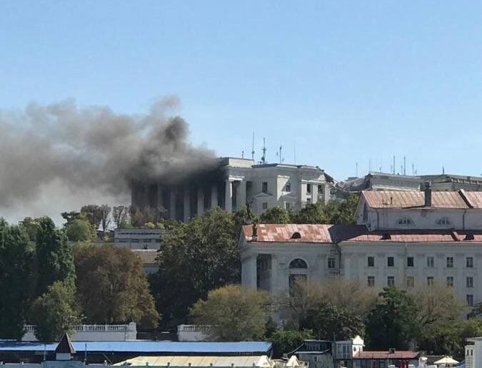 Ucraina a bombardat portul Kerci din Crimeea. Trupele ruse avansează către orașele Pokrovsk și Kramatorsk