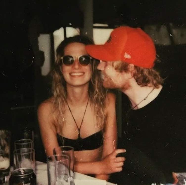 Boala grea de care suferă soția lui Ed Sheeran. Cântărețul a vorbit despre cea mai grea perioadă din viața lui