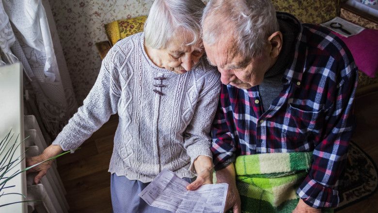 O femeie a primit o pensie de peste 10.000 de lei! Înainte de recalculare, primea 1.900 de lei