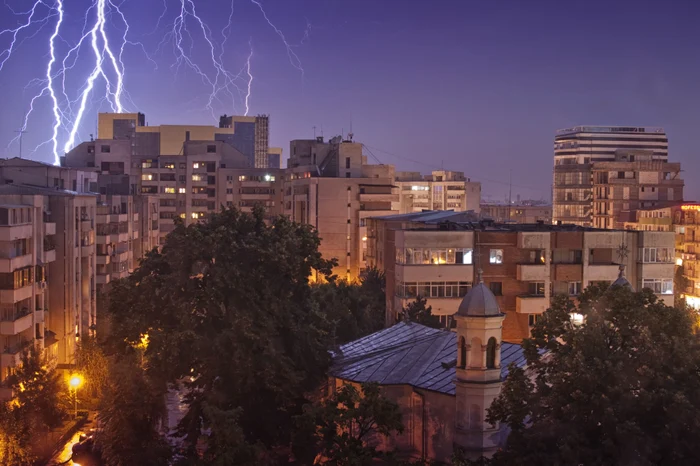 Alerte meteo în România: Zonele unde a fost emis Cod Galben de furtună și vijelii