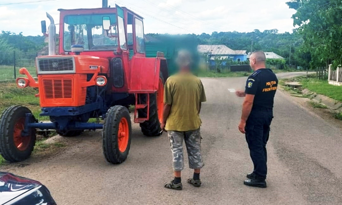 Ansamblu de vehicule condus de un bărbat băut care avea permisul de conducere anulat