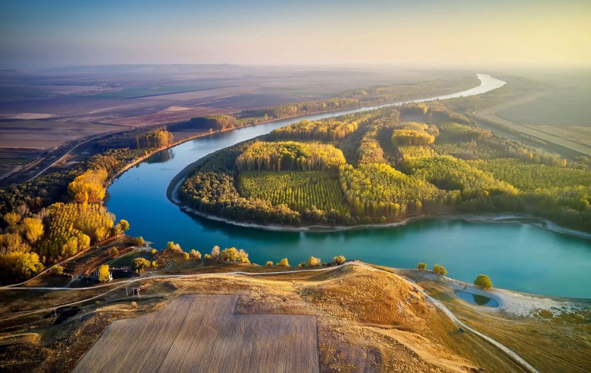 Prin câte țări trece Dunărea, al doilea cel mai lung fluviu din Europa
