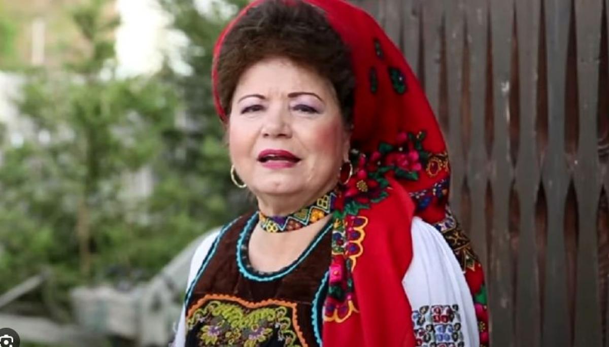 Saveta Bogdan îi duce dorul iubitul său de când a plecat în America. Cum decurge relația lor