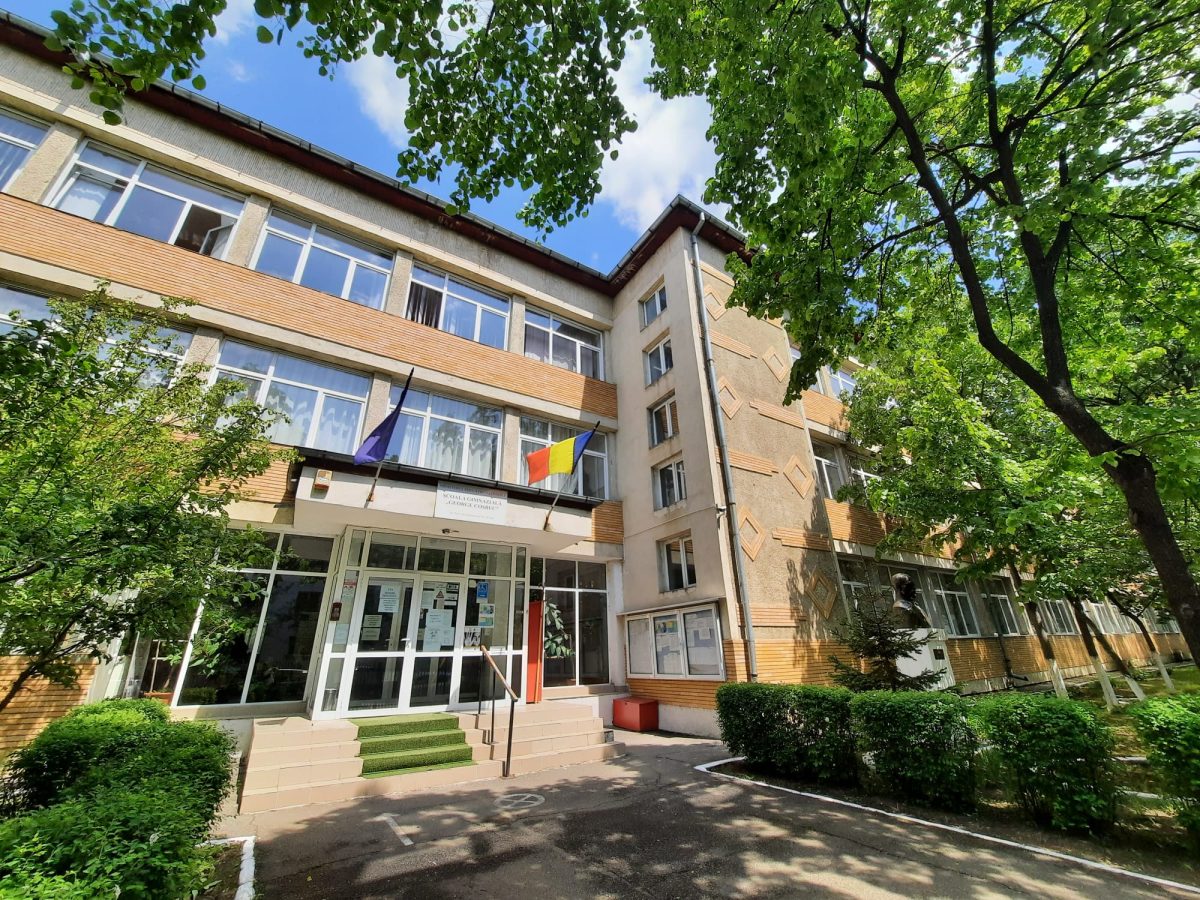 Peste 600.000 de lei servicii de catering la Școala ”George Coșbuc” din municipiul Iași