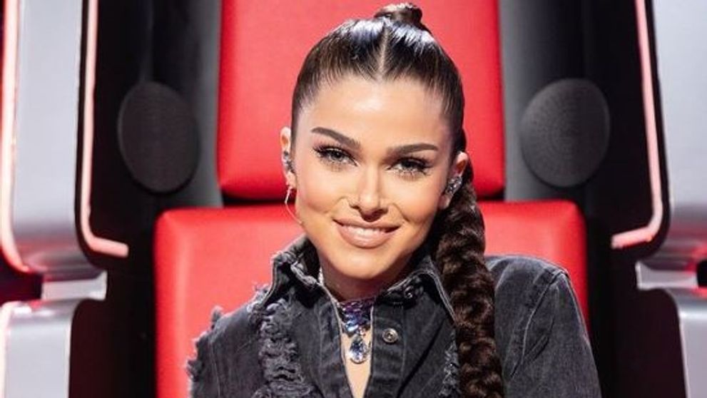 Theo Rose, mireasă! Ce surpriză le-a făcut artista fanilor, de ziua ei