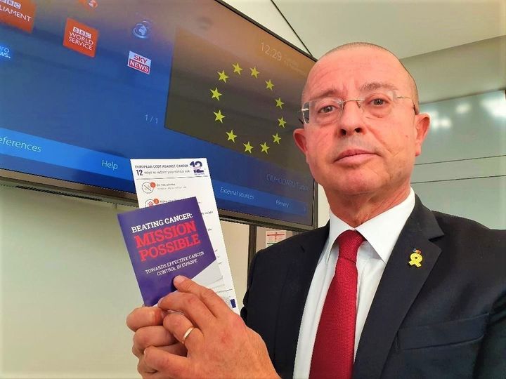 Tudor Ciuhodaru, medic ieșean: „Singura țintă a ultimilor 34 de ani a fost subjugarea economică a românilor și creșterea artificială a datoriei externe”
