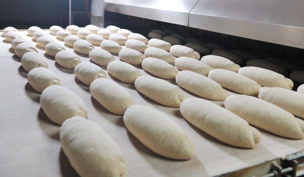 Un tânăr a fost găsit decedat în camera de răcire a preparatelor de la o fabrică de pâine din Tulcea. Acesta a fost găsit după ore întregi