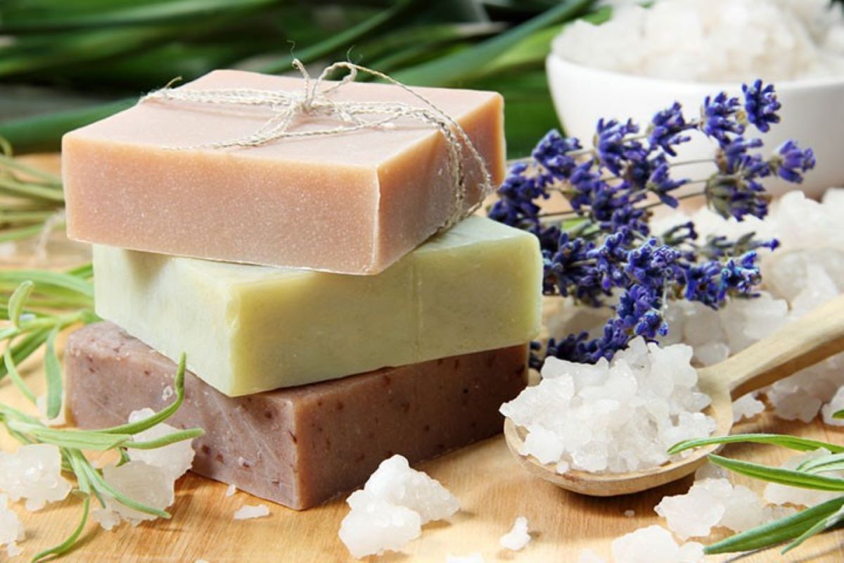 Ce trebuie să știm când utilizăm un săpun natural. Iată cum îl alegi dacă pielea ta are nevoie de îngrijire specială