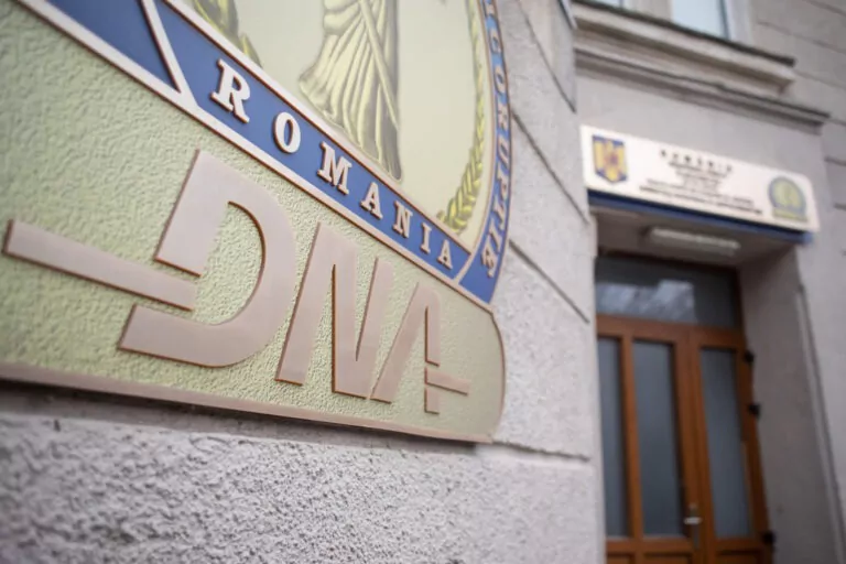Comisar de poliție, cercetat de DNA pentru fraudarea fondurilor europene