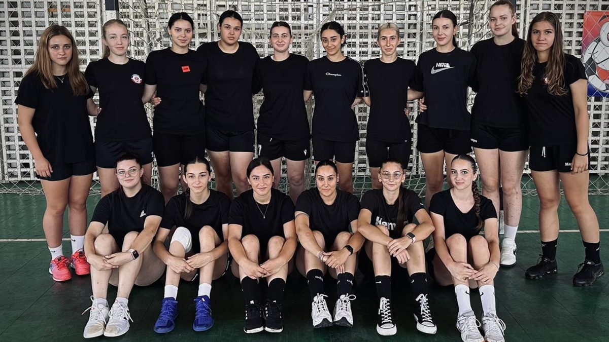 Junioarele de la CSM Iași 2020 încep și ele competiția în Liga Florilor. Echipa este antrenată de către o fostă jucătoare de la echipa mare