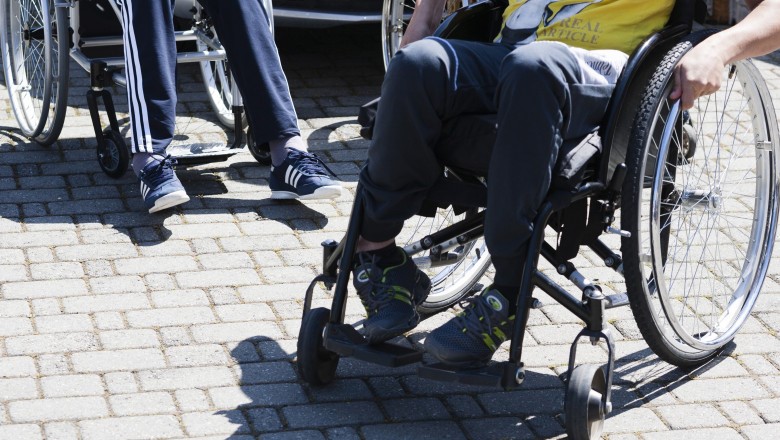 Persoanele cu handicap grav și accentuat vor beneficia de transport interurban gratuit, indiferent de județ