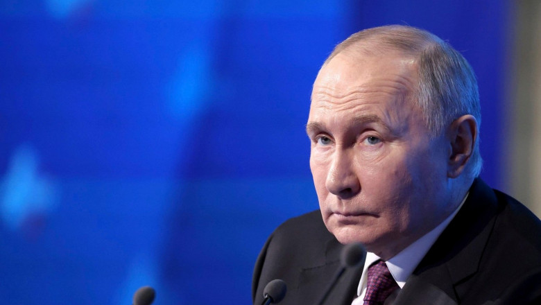 Vladimir Putin, pe numele căruia CPI a emis un mandat de arestare, a ajuns în Mongolia. Ce riscă țara dacă nu îl arestează