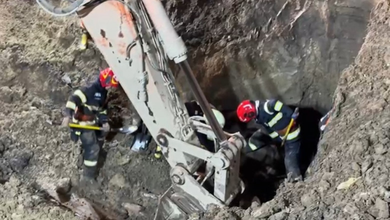 Un bărbat a decedat după ce a fost prins sub un mal de pământ în timp ce săpa o fântână. Intervenția echipelor de salvare a durat zece ore