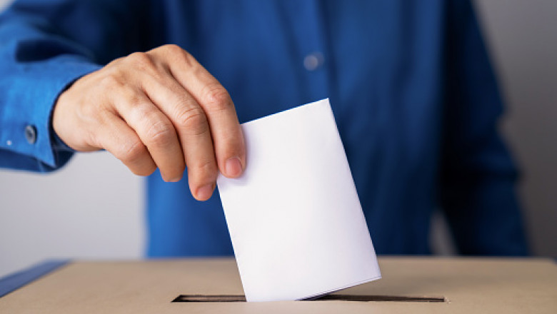 SONDAJ CURS – Ce candidați ar putea intra în turul 2 la alegerile prezidențiale