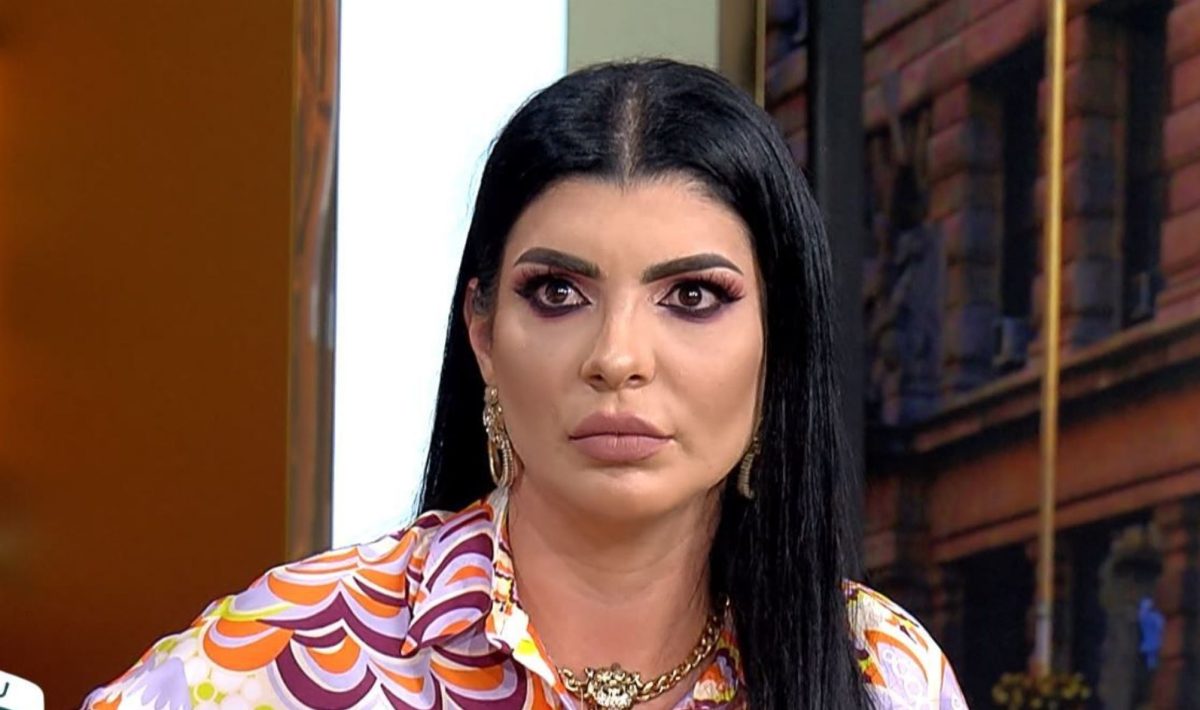 Andreea Tonciu, atac la adresa vedetelor care își expun copiii pentru bani. Bruneta le-a avut în viozor pe Andra, Andreea Bălan și Gina Pistol