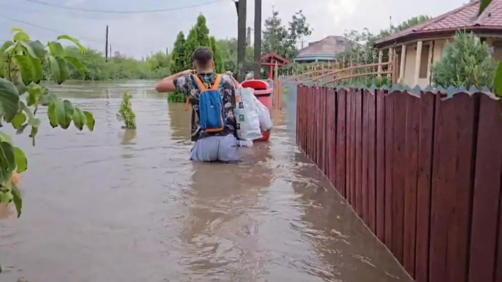 S-a emis un ordin de evacuare preventivă în județul Galați! Zona se află din nou sub avertizare COD ROȘU pentru inundații și ploi torențiale