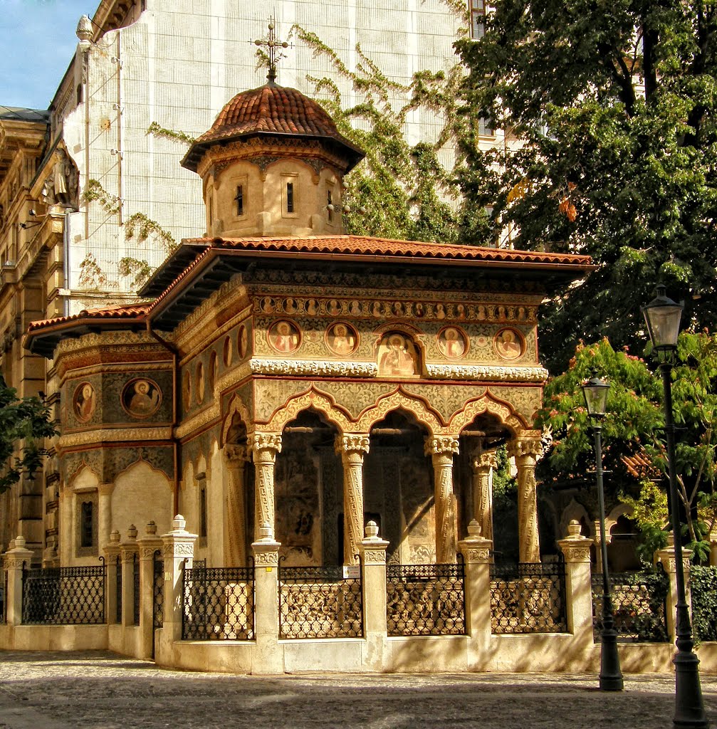 Biserica Stavropoleos. O bijuterie arhitecturală și spirituală în inima Bucureștiului