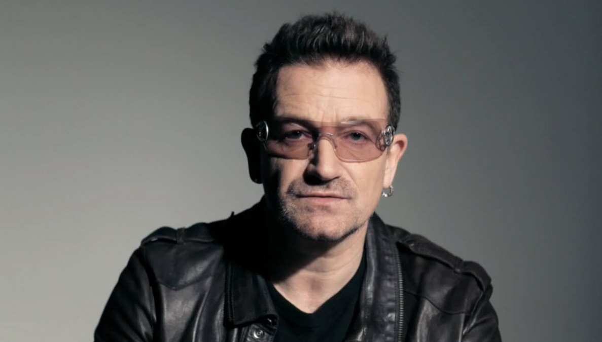 Tatăl lui Bono, de la U2, a avut o aventură cu mătușa solistului. Artistul are un frate vitreg, care îi este și văr
