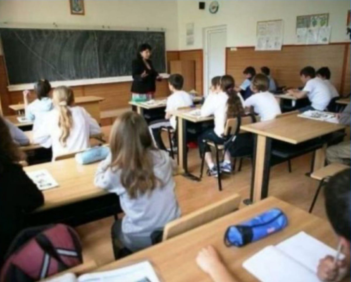 Bani mai mulți pentru elevii silitori. Ce se întâmplă cu premianții la olimpiadele și concursurile naționale și internaționale