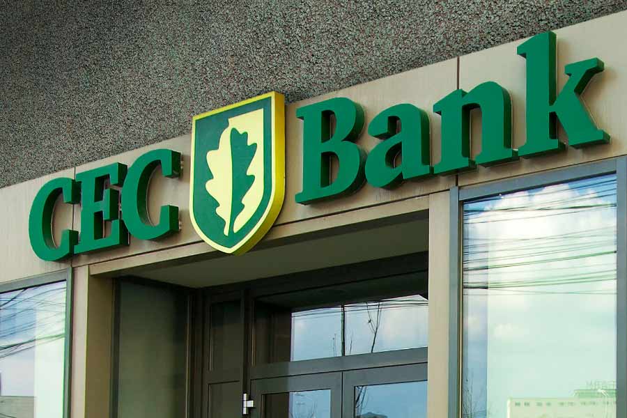 Clienții CEC Bank primesc 50 de lei pe săptămână! Banii se virează de la 1 octombrie