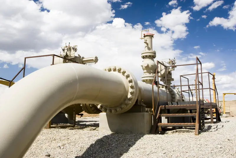 SURSE: Compania ungară MVM a ajuns la un acord cu compania germană E.ON pentru a cumpăra divizia de furnizare de gaze și energie electrică din România
