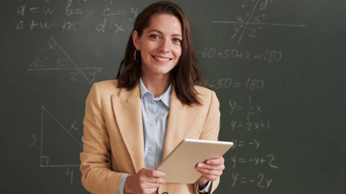 Iată ce trebuie să faceți pentru echivalarea titlului științific de doctor cu gradul didactic 1, în anul școlar 2024-2025