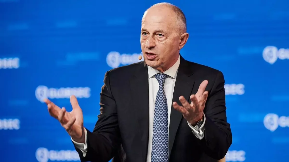 Mircea Geoană acuză Guvernul că i-a abandonat pe români pentru Iohannis