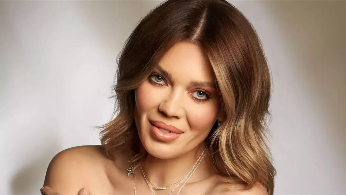 Gina Pistol, va prezenta încă o emisiune. Cui îi va lua locul blondina