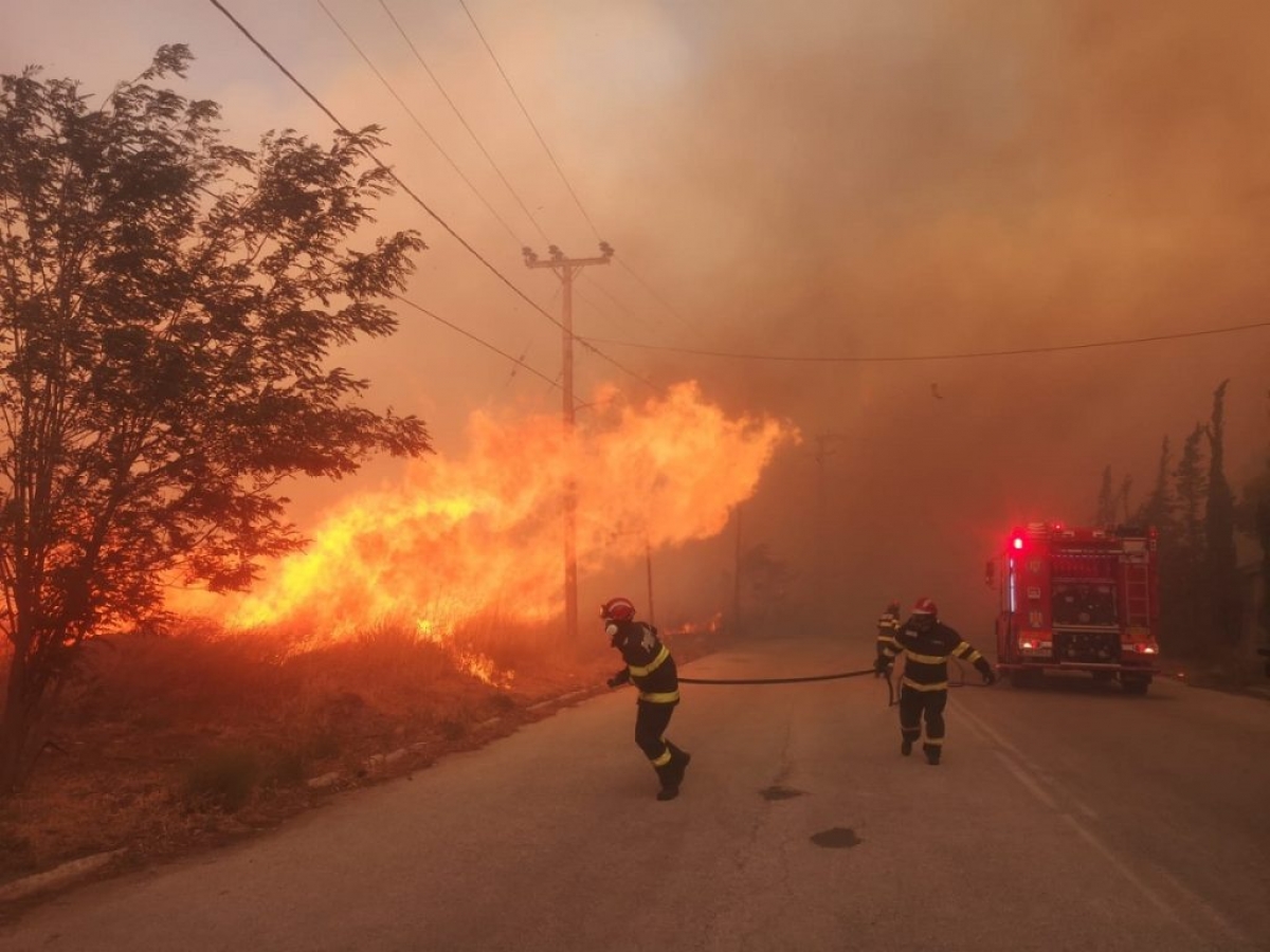 Gestul extrem făcut de o femeie pentru a cocheta cu pompierii. Judecătorii au liniștit-o cu 3 ani de închisoare