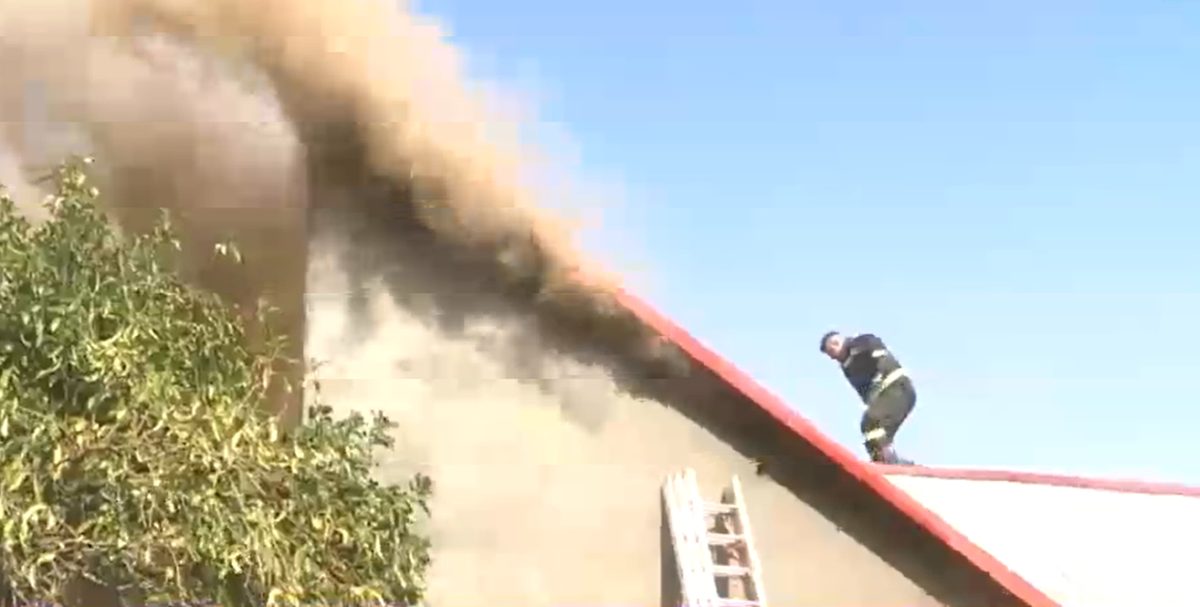 Incendiu de proporții la o locuință din zona afectată de inundații