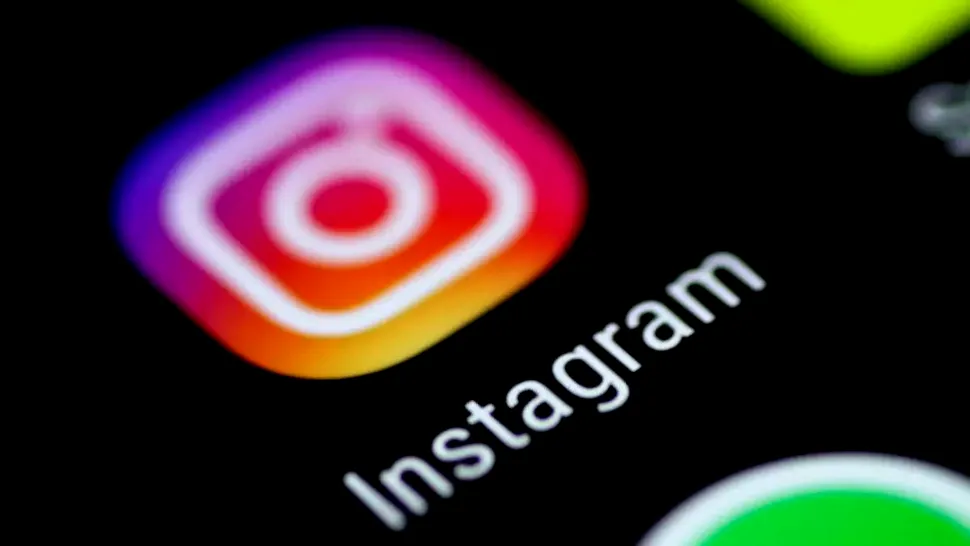 Adolescenţii care folosesc Instagram vor fi în curând plasaţi automat într-un nou tip de conturi