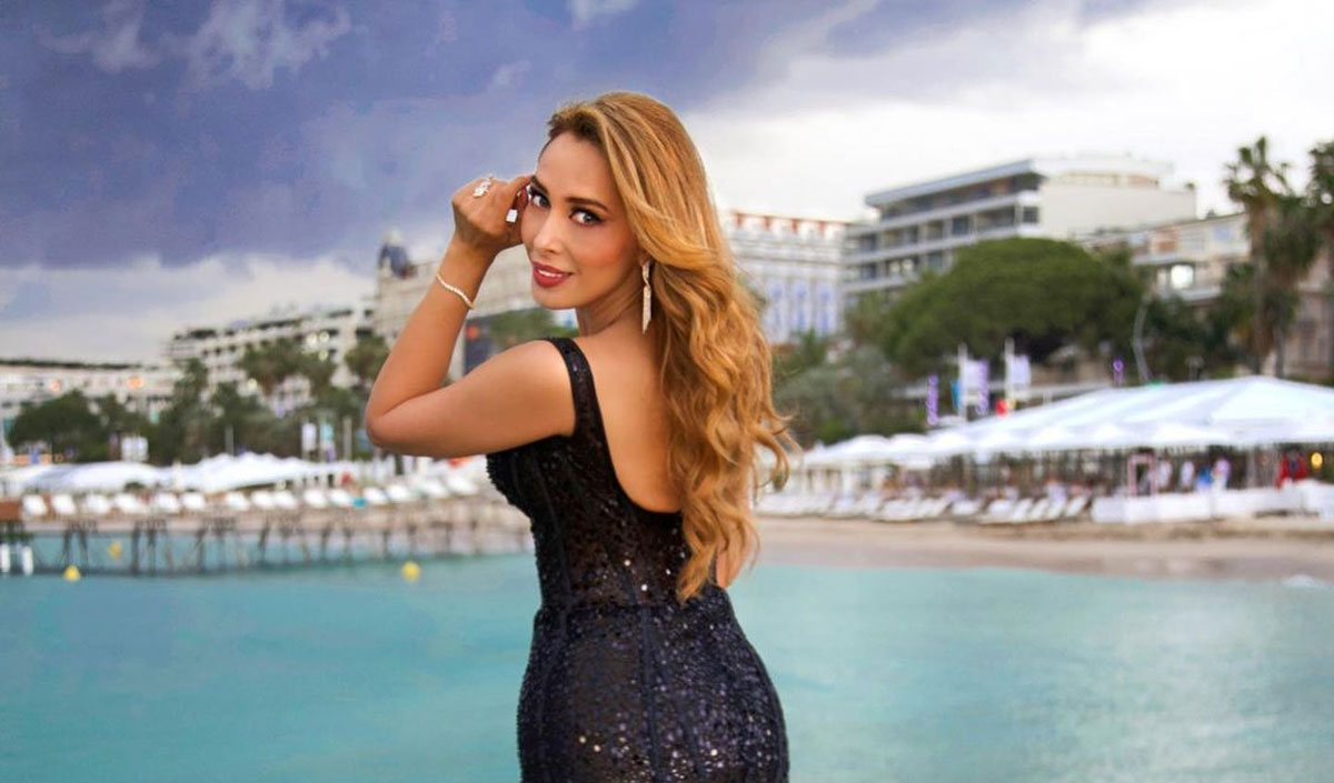 Iulia Vântur s-a fotografiat alături de o celebritate internațională. Fanii au reacționat imediat