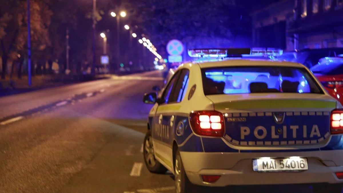 Scandal în miez de noapte, lângă cuibul prostituatelor din Iași. Un tânăr a fost atacat de patru indivizi, în fața imobilului