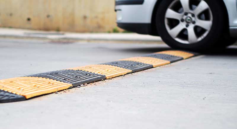Ocolirea limitatoarelor de viteză este legală sau nu? Iată regula mai puțin cunoscută de șoferi