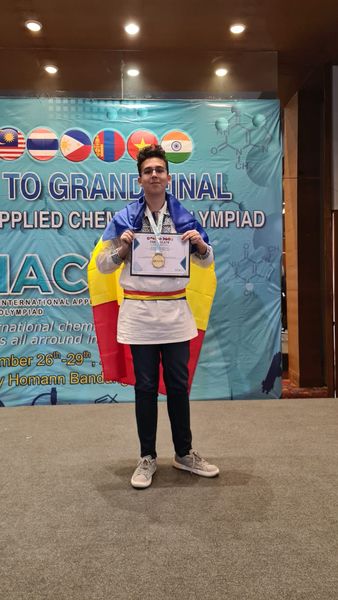 Rezultate de excepție pentru un elev din Iași la Olimpiada Internațională de Chimie Aplicată