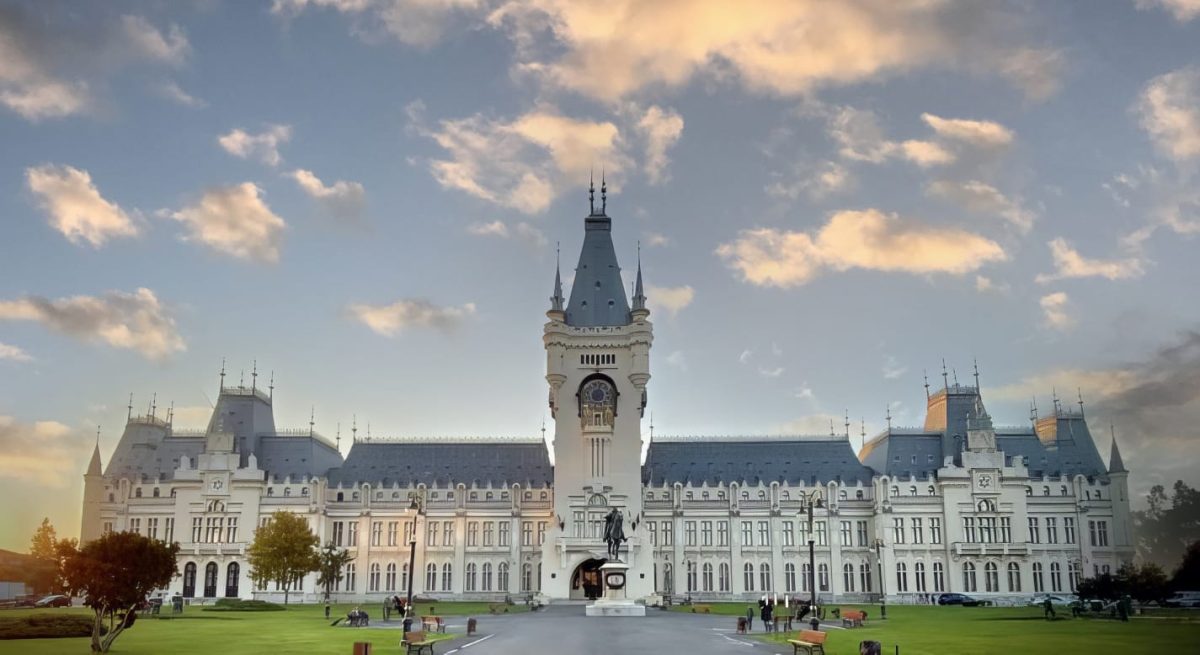 Nume mari la deschiderea stagiunii Operei Iași. „Magia serii în sunet și lumină” are loc duminică, în fața Palatului Culturii