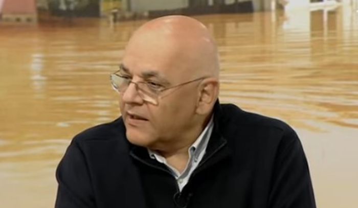 Ce trebuie să conţină bagajul de urgenţă în cazul evacuării zonelor lovite de viituri: Raed Arafat a dat toate amănuntele