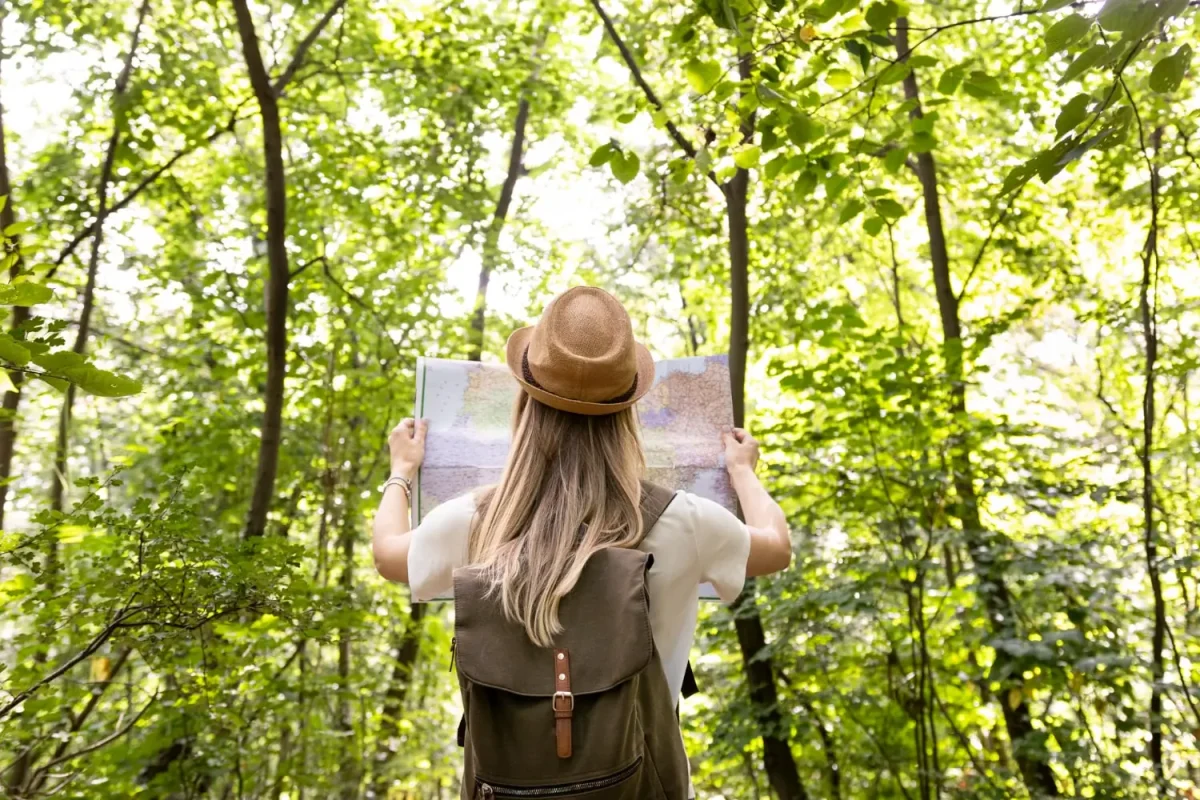 Românii sunt tot mai atrași de turismul sălbatic. Câți bani sunt dispuși să plătească pentru o experiență unică în vacanță