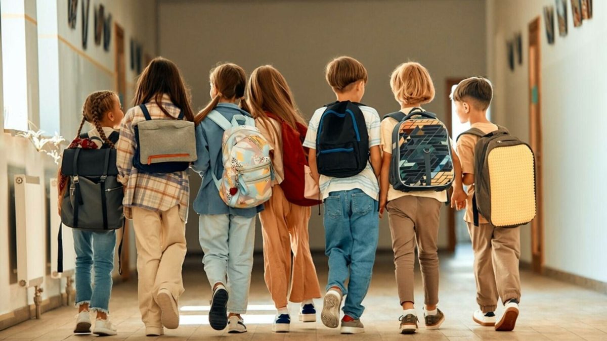 Calendarul vacanțelor din anul școlar 2024-2025. Când încep zilele libere de Crăciun și Revelion