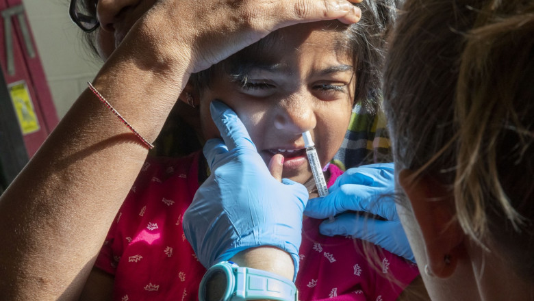 Vaccinurile se vor administra acasă, fără injecție și personal medical. Cui sunt destinate