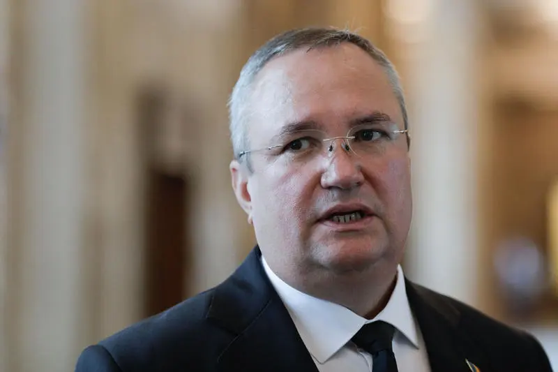 Ciucă reclamă că adversarii săi politici subestimează, în sondajele pe care le dau publicităţii, poziţia sa în preferinţele electoratului