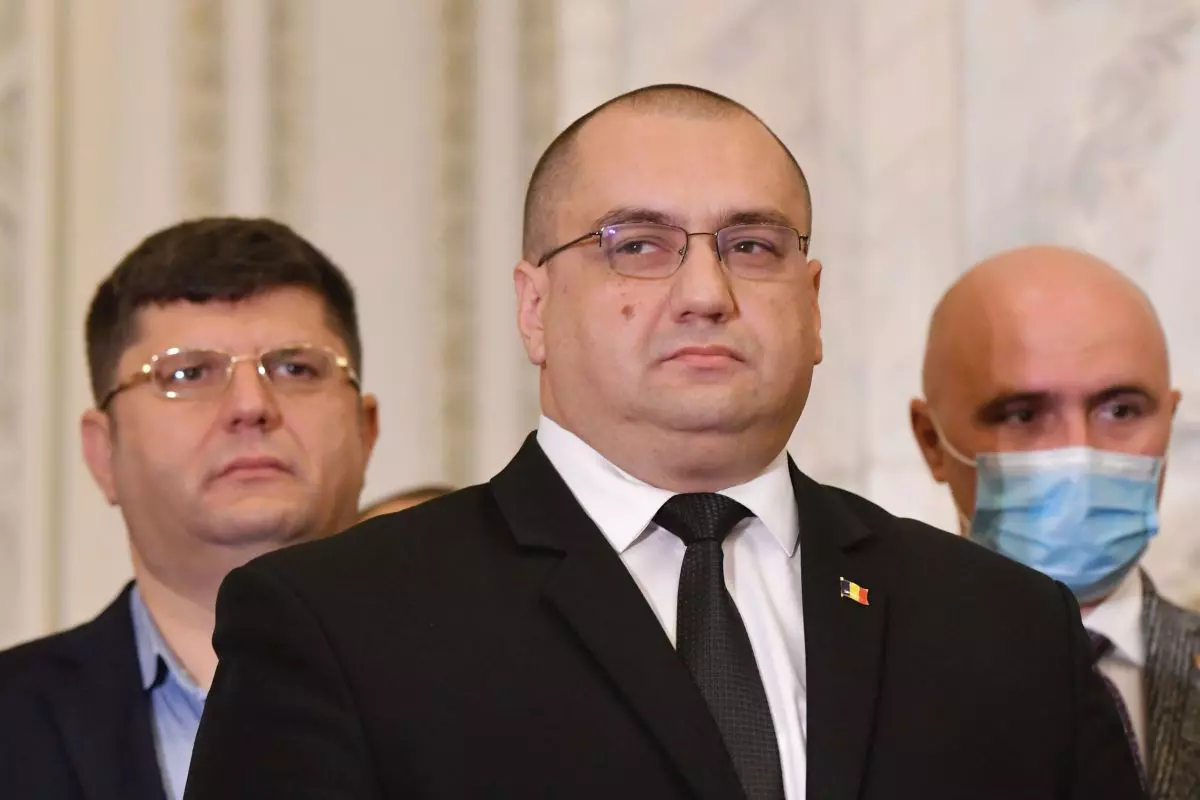 Cristian Terheș, europarlamentar, lider PNCR, membru ECR în PE și candidat la Președinția României despre decizia CCR în cazul Dianei Șoșoacă: „E un precedent periculos pentru democrație…!”